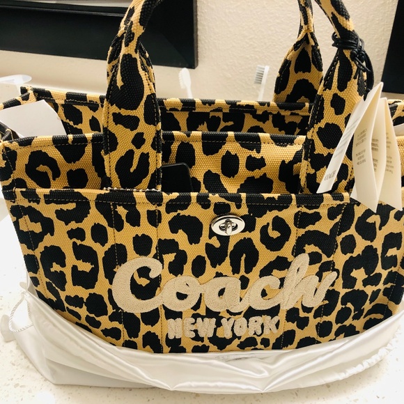Coach Handbags - Coach purse
